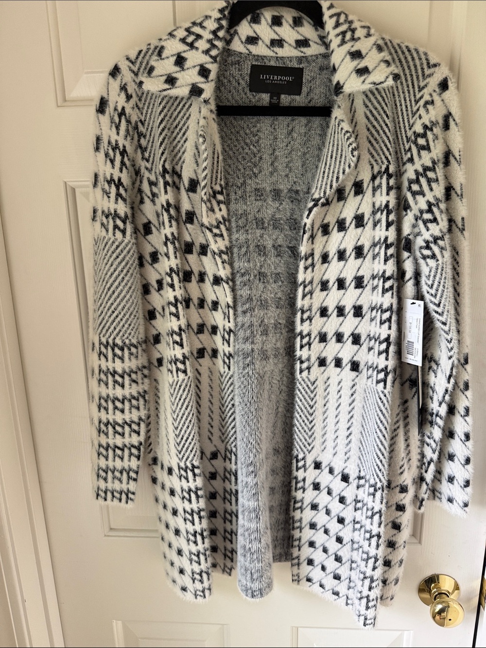 NWT LIVERPOOL BLACK & WHITE GEOMETRIC OPEN FRONT CARDIGAN, SMALL